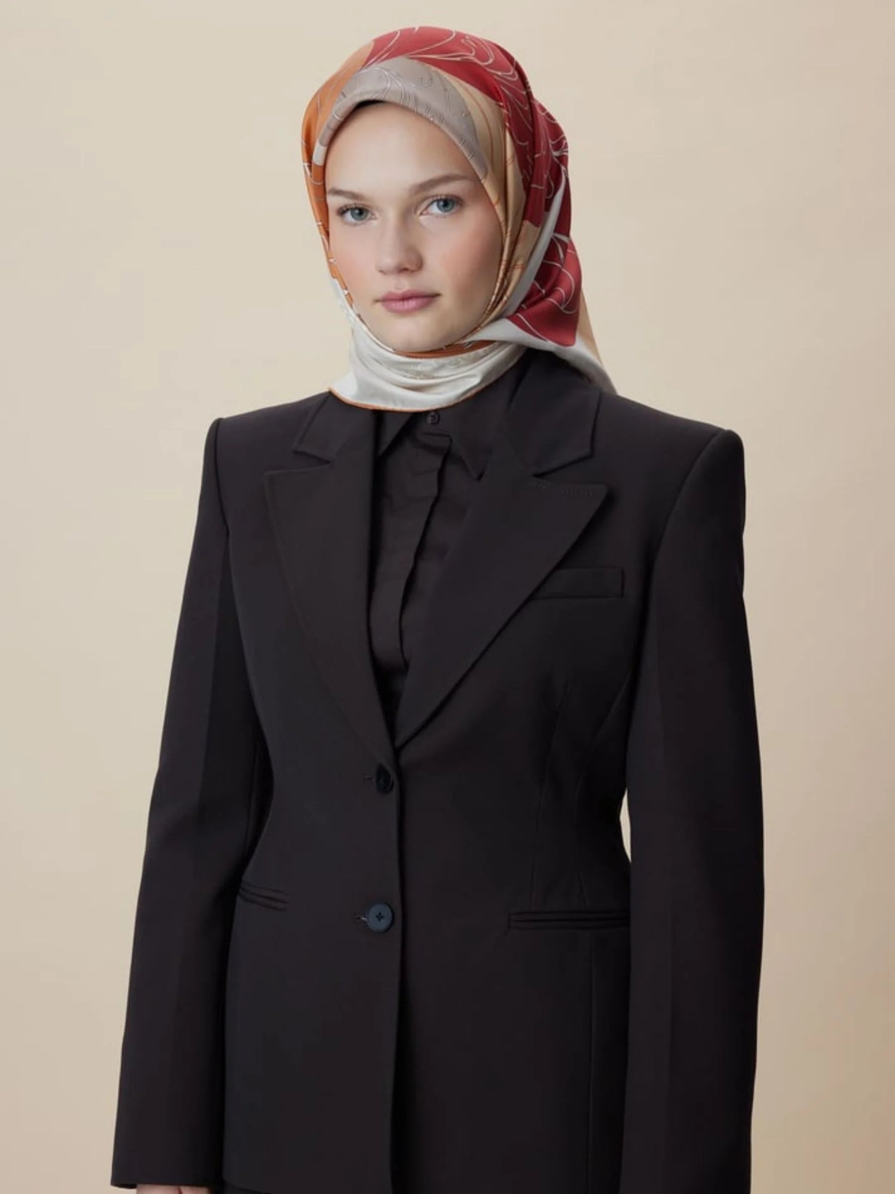 safi-tivi-ipek-esarp-taba